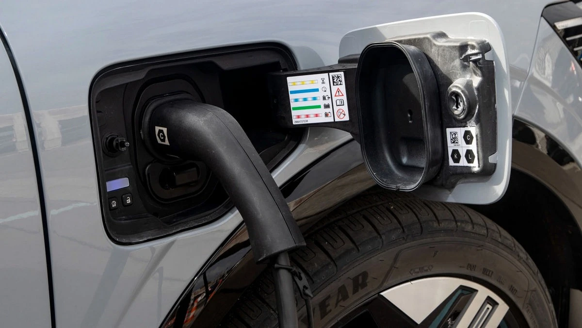 Šventinė savaitė su „Renault Megane E-Tech Full Electric”