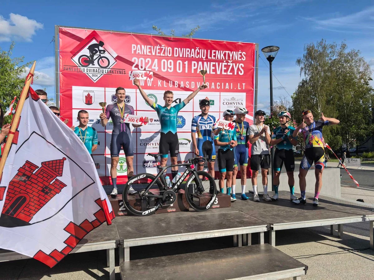 Panevėžio Raimundo Sargūno sporto gimnazijos auklėtiniai – lenktynių prizininkai