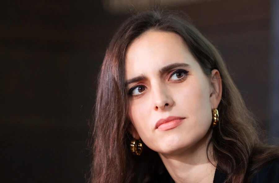 Ieva Dumbrytė: rasti viltį net absurdiškuose dalykuose