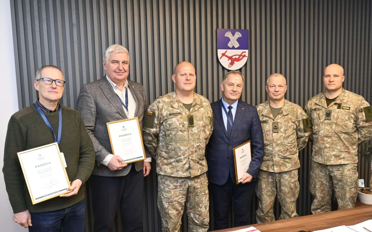 Panevėžio rajono savivaldybėje lankėsi Lietuvos kariuomenės Sausumos pajėgų vadovybės štabo atstovai