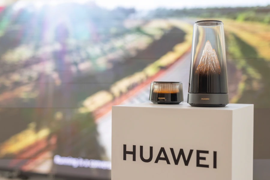 Huawei nauju produktu pristatymas 5 „Huawei“ Vilniuje pristatė naujus įrenginius: išmanus laikrodis bėgikams, belaidės ausinės ir „WiFi 7“ maršrutizatorius