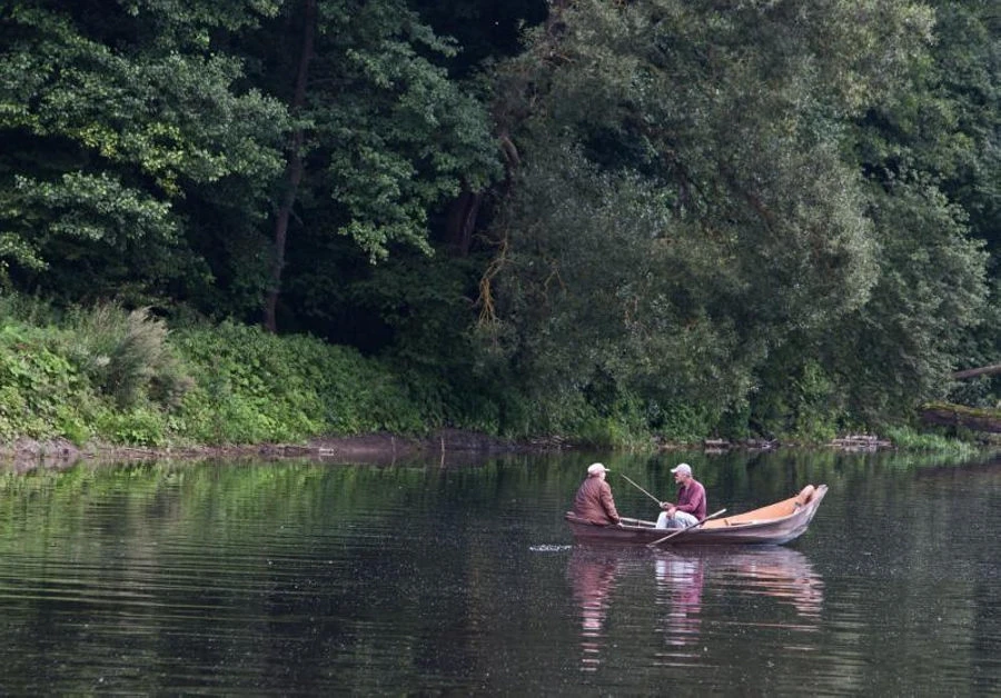 Ką reikia žinoti apie saugumą žvejojant iš valties